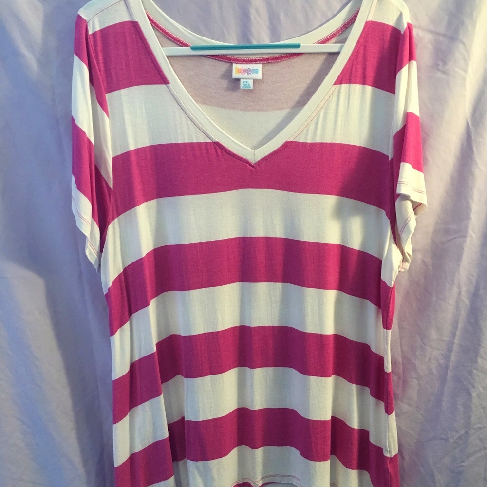 LuLaRoe "Christy" top